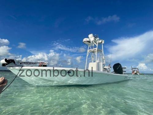 Yellowfin 24 beoordelingen en specificaties